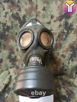 Authentic German ww2 Wehrmacht gas mask GM30 with FE-41 filter and canister
