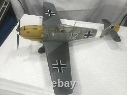 GERMAN WWII Messerschmitt ME-109E 118 Scale Plane w Pilot Ultimate Soldier