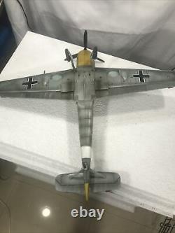 GERMAN WWII Messerschmitt ME-109E 118 Scale Plane w Pilot Ultimate Soldier