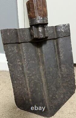 German WW2 Folding Shovel Entrenching Tool Original