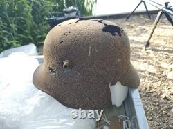 Original German M16/M17 Helmet WW1/WW2 as found please see pics interesting item
