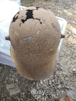 Original German M16/M17 Helmet WW1/WW2 as found please see pics interesting item