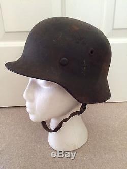 Original WW2 German Army M40 Helmet with Full Liner & Chinstraps
