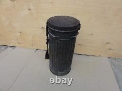 Original Ww2 Wwii German Gas Mask Canister Wehrmacht 1939