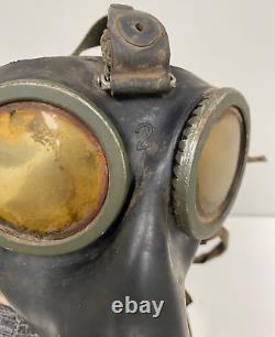 Size 2! Bwz 1942 Gm-38 Ww2 German Gas Mask Rubber Wehrcmacht With Can