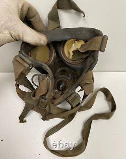 Size 2! Bwz 1942 Gm-38 Ww2 German Gas Mask Rubber Wehrcmacht With Can