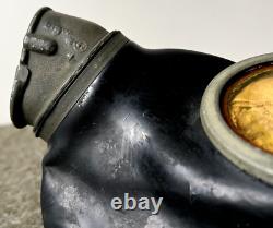 Size 2! Bwz 1942 Gm-38 Ww2 German Gas Mask Rubber Wehrcmacht With Can