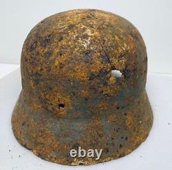 Size 64 Original Ww2 German Helmet M35 Stahlhelm With Liner Has Crack / Hole