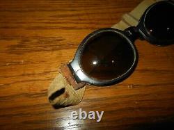 WW II German Air Force Nitsche u. Gunther SPLINTER PROOF PILOT GOGGLES