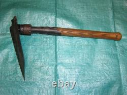WW II WW2 Original German Wehrmacht soldier folding trench shovel