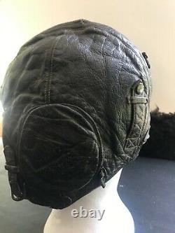 WW2 German Luftwaffe officer's flying helmet. Bomber pilot