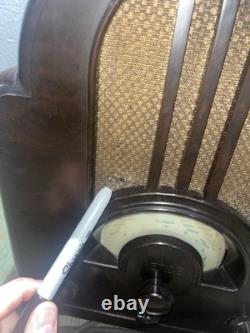 WW2 German Original 1933 Mende 148W Bakelite Cathedral Radio