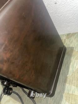 WW2 German Original 1933 Mende 148W Bakelite Cathedral Radio