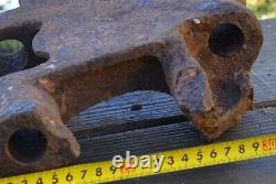 WW2 German Panzer Tank Pz. Kpfw. V Panther track link part (battle demages)