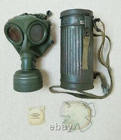 WW2 German Wehrmacht Gas Mask set with all straps and accessories 100% Original