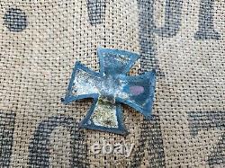 WW2 ORIGINAL GERMAN IRON CROSS EKI FRAME RELIC of 18. Armee from KURLAND