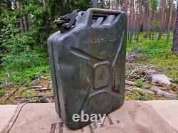 WW2 ORIGINAL GERMAN WASSER WATER JERRY CAN BARN FIND from KURLAND 14. Panzer Div