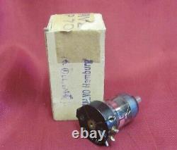 WW2 ORIGINAL GERMAN WEHRMACHT BOXED RV24P70 RADIO PENTODE TUBE WaA MARKED