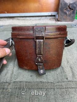 WWII German 6x30 Wehrmacht Dienstglas Binoculars case bakelite