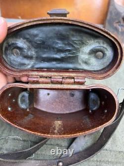 WWII German 6x30 Wehrmacht Dienstglas Binoculars case bakelite