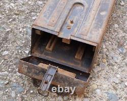 WWII German Army Armored Car Vehicle Metal Container Tin Box Kw. K 7.5cm