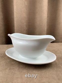 WWII. WW2. German original porcelain Wehrmacht catalog gravy boat