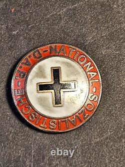 Ww2 German party pin/ Black cross/